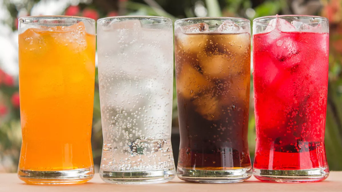 Hindari Tiga Jenis Minuman Ini Karena Bisa Memicu Demensia