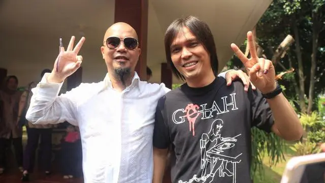 Pentolan Dewa 19, Ahmad Dhani dan Once Mekel Dipersatukan di Komisi X DPR