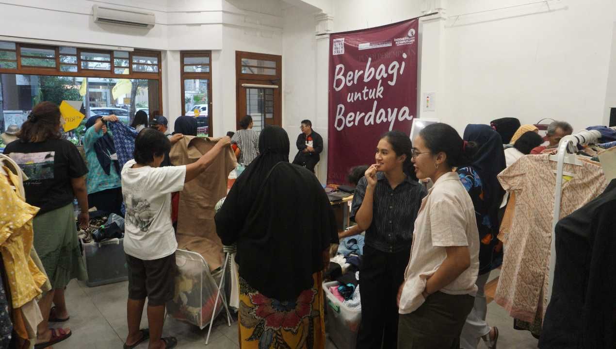 Belanja, Berbagi Sekaligus Merawat Lingkungan di Give Back Sale Pundi Perempuan