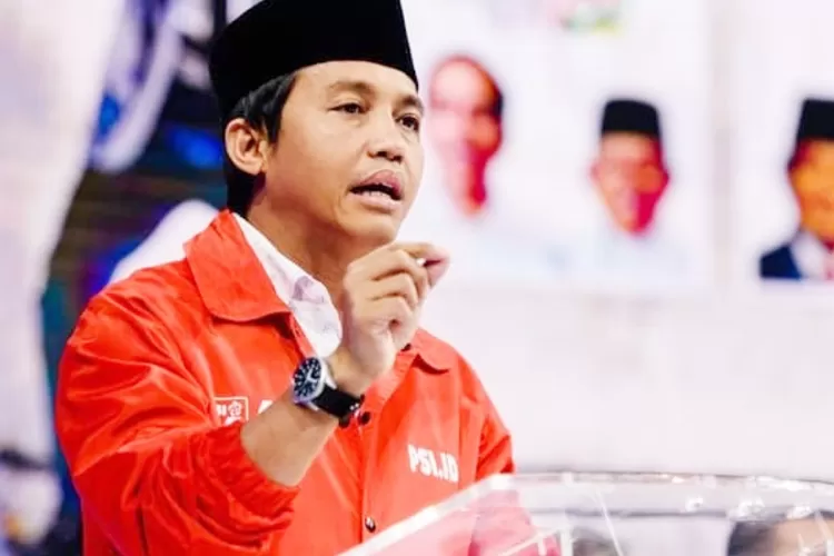 Tim OMO FOLU Net Sink Banyak Diisi Kader PSI: Raja Juli Antoni Menuai Kritik Tajam