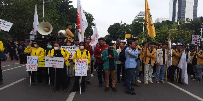 BEM SI Gelar Aksi Unjuk Rasa, Satu Tahun Pemerintahan Prabowo-Gibran Dianggap Gagal