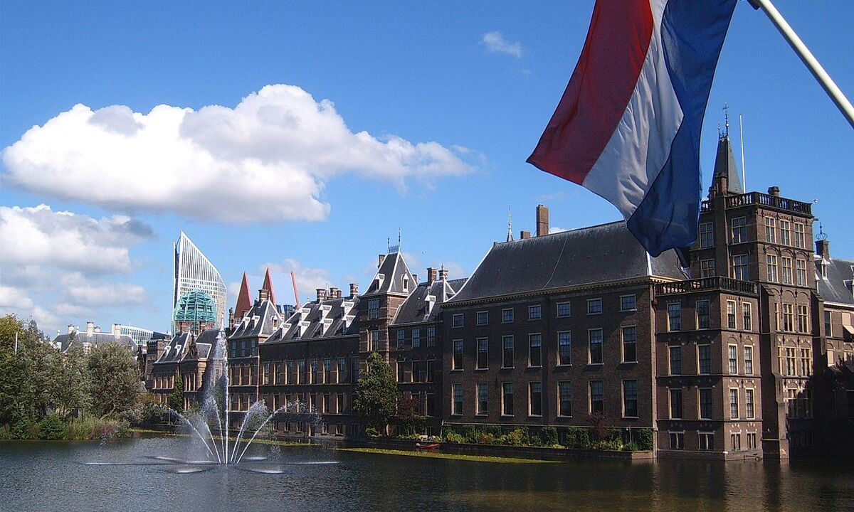 Kota Den Haag Terapkan Larangan Iklan Bahan Bakar Fosil Mulai Tahun Depan