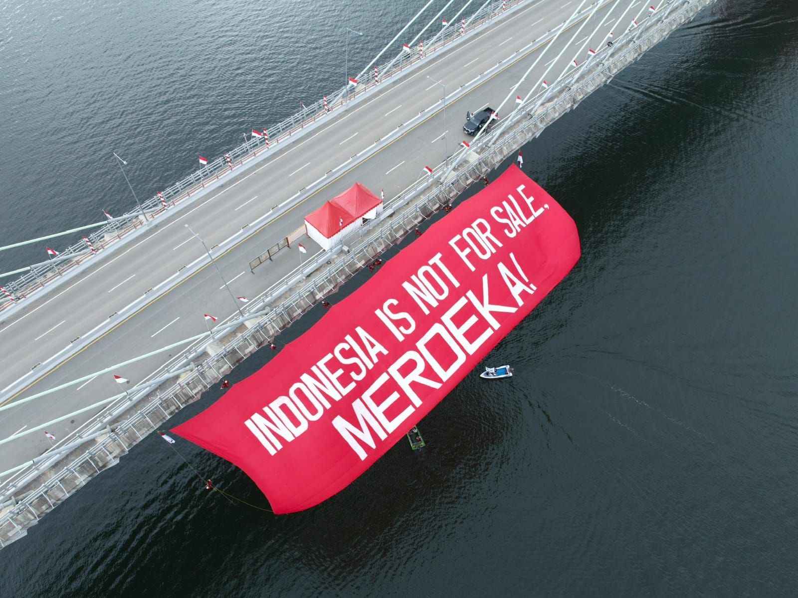 Warga Korban IKN di Hari Kemerdekaan: ‘Indonesia is Not For Sale’