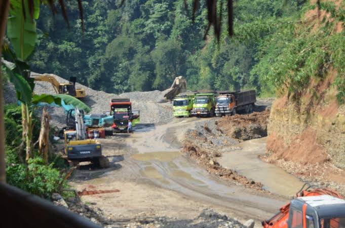 Aktivitas Tambang Galian C di Rumpin, Bogor Picu Kasus ISPA dan Masalah Sosial Lainnya