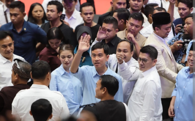 Kumpulkan Aparat Desa, Pasangan Prabowo-Gibran Dinilai Langgar UU Pemilu