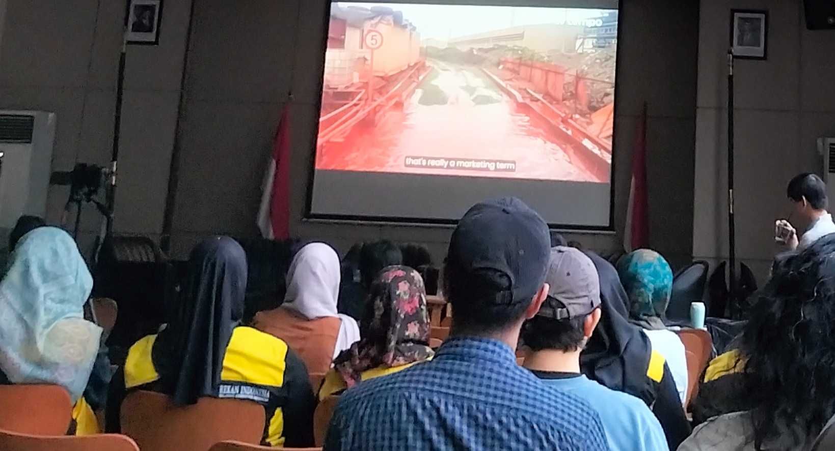 Berita Terpopuler Pekan Ini: Perjuangan Guru Hadapi Gonta-ganti Kurikulum hingga Film Dokumenter tentang Tambang Nikel