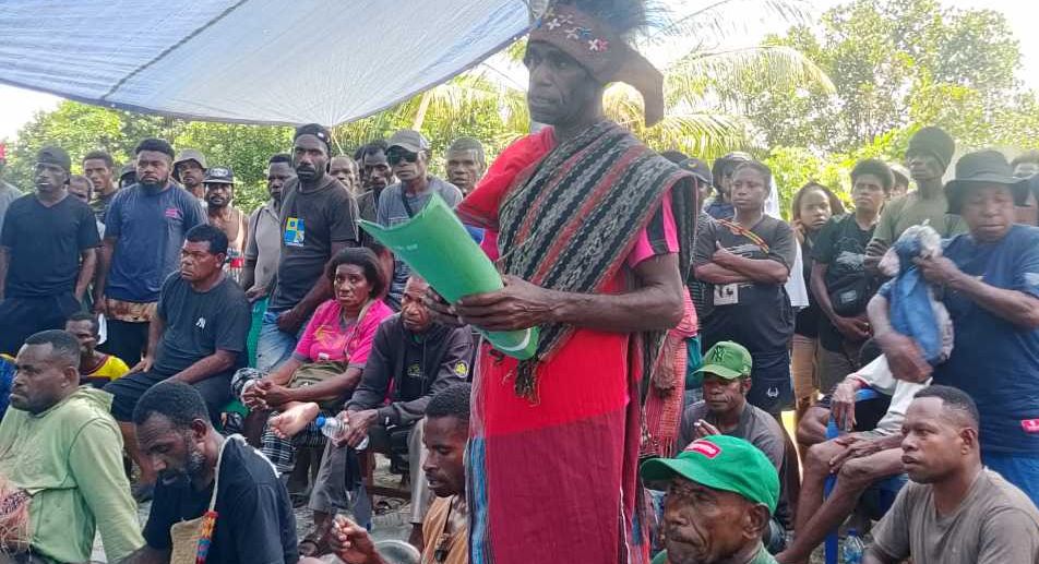 Masyarakat Adat di Sorong Selatan Menolak Hutan Adat Mereka Dialihkan Menjadi Perkebunan Sawit