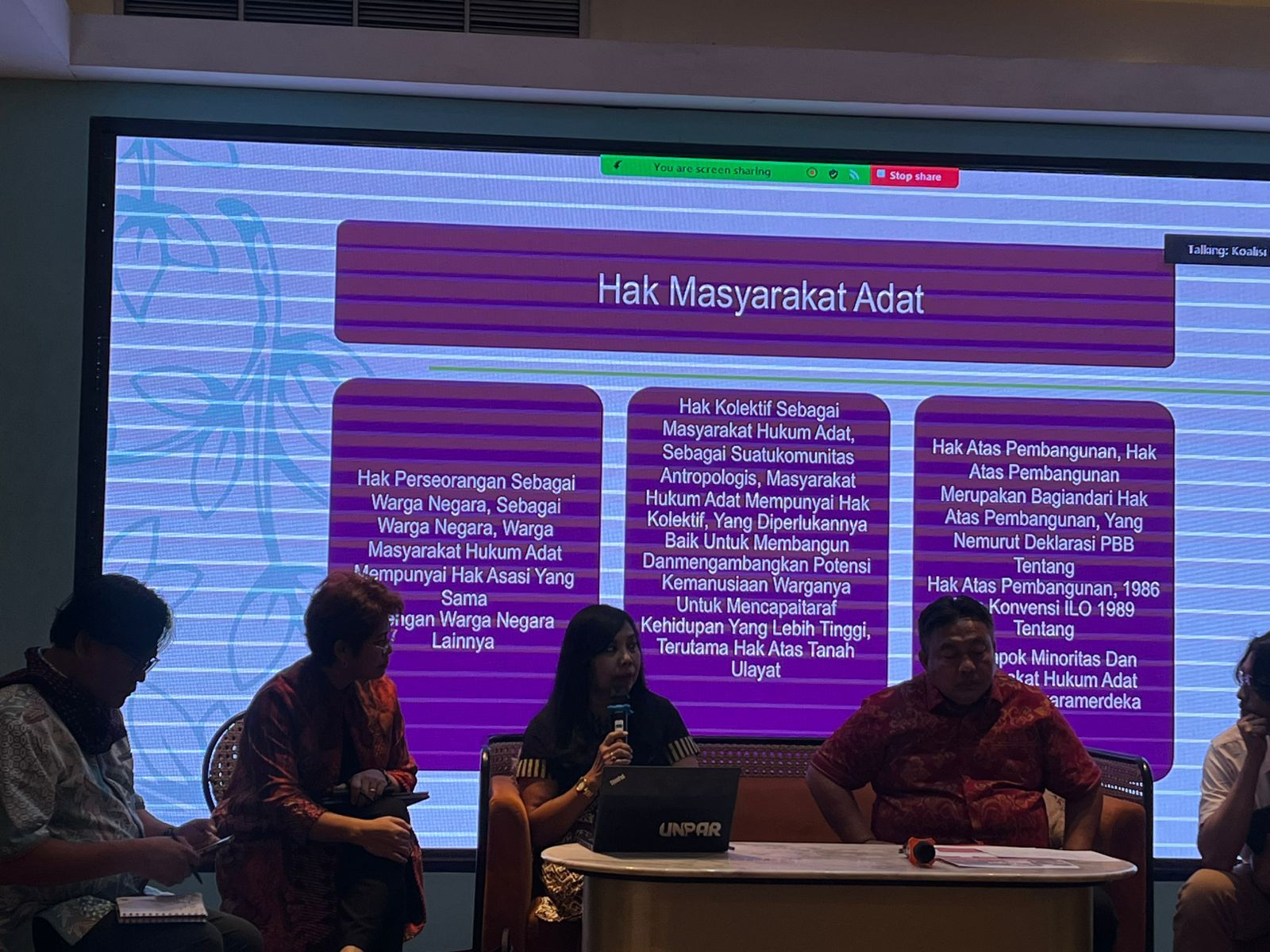 Pembahasan RUU Masyarakat Adat: Tarik Menarik Kepentingan Halangi Pembahasan