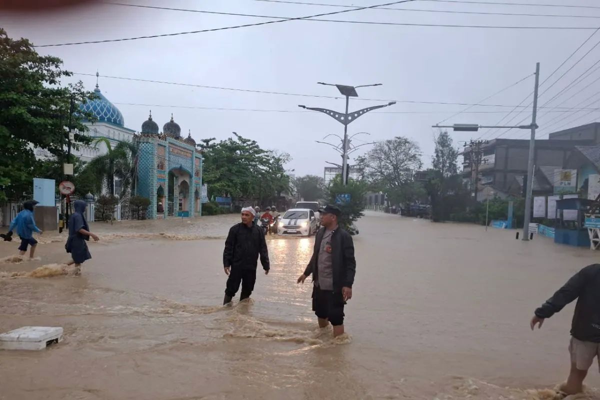 DPR: Banjir Sumatera Harus Jadi Momentum Perbaikan Pengelolaan Hutan