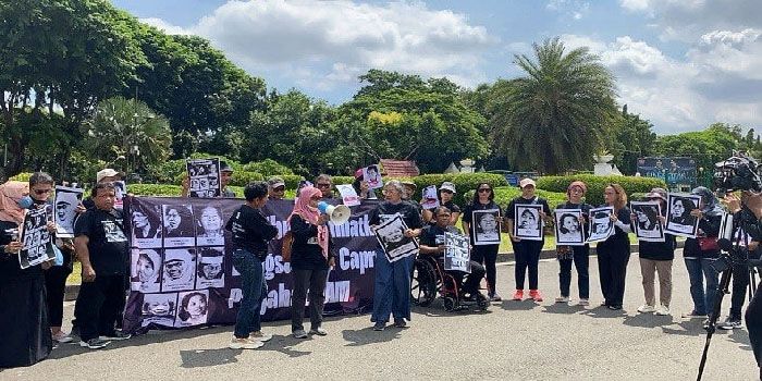 Sikapi Hasil Hitung Cepat Pilpres 2024, Keluarga Orang Hilang : Mosok Saya Mengadu ke Orang yang Nyulik
