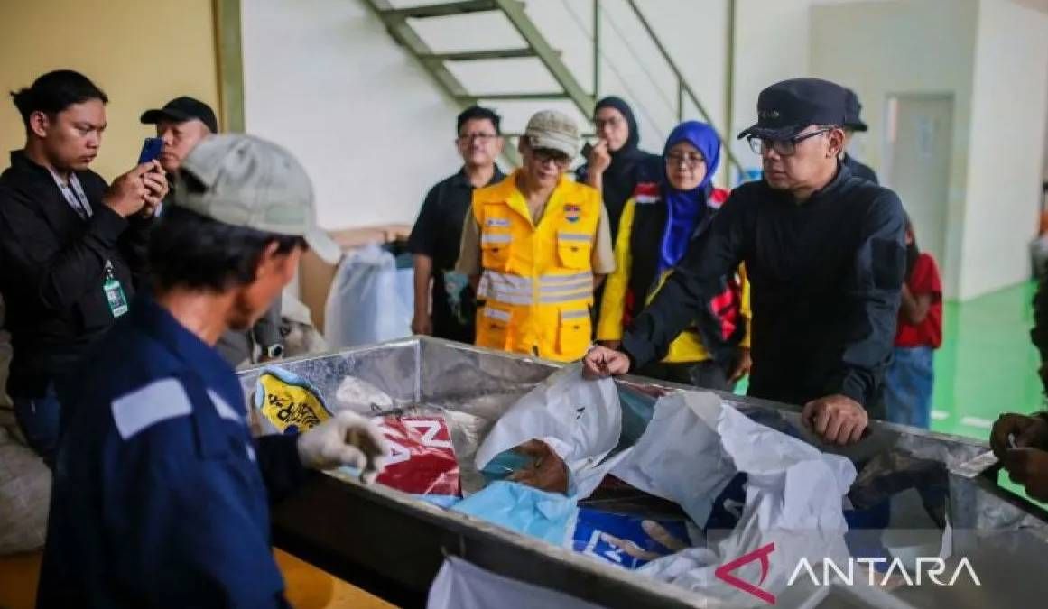 Pemkot Bogor Olah Sampah APK Menjadi Bahan Konstruksi
