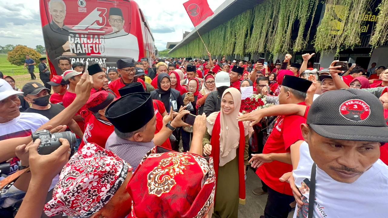 Satu Keluarga Miskin Satu Sarjana, Cara Ganjar-Mahfud Entaskan Kemiskinan