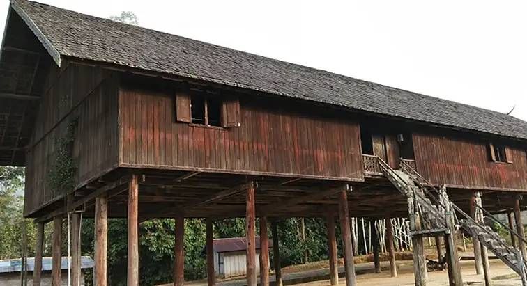 Mengenal Rumah Betang, Tempat Tinggal Komunal Suku Dayak