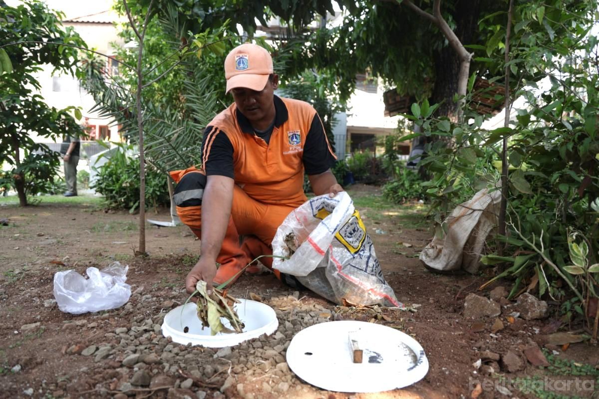 Tindak Lanjut Ingub Gerakan Pemilahan Sampah: Dari Fasilitas Pengolahan Sampah hingga Pembuatan Biopori