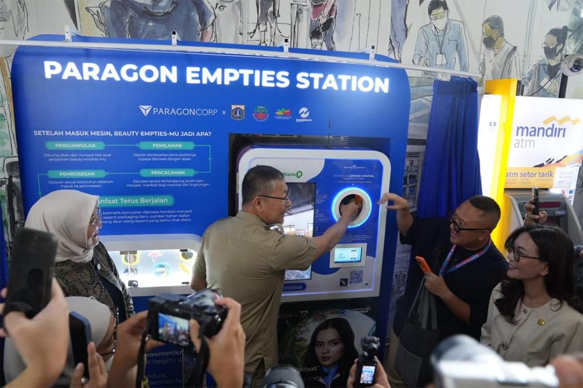 Dorong Warga Pilah Sampah dari Sumber, DKI Jakarta Sediakan Drop Box Kemasan Skincare di Halte CSW