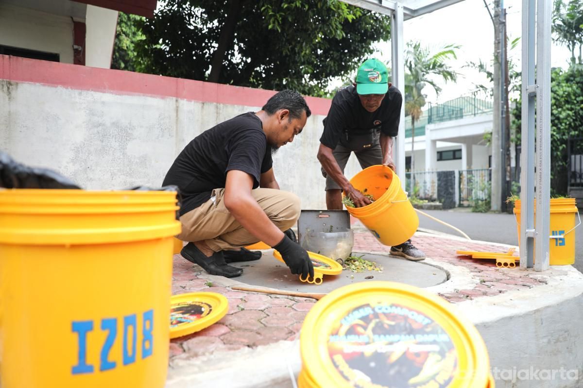Pemkot Jakarta Selatan Mengandalkan Biopori Jumbo dan Teba Modern untuk Program Pengelolaan Sampah Organik