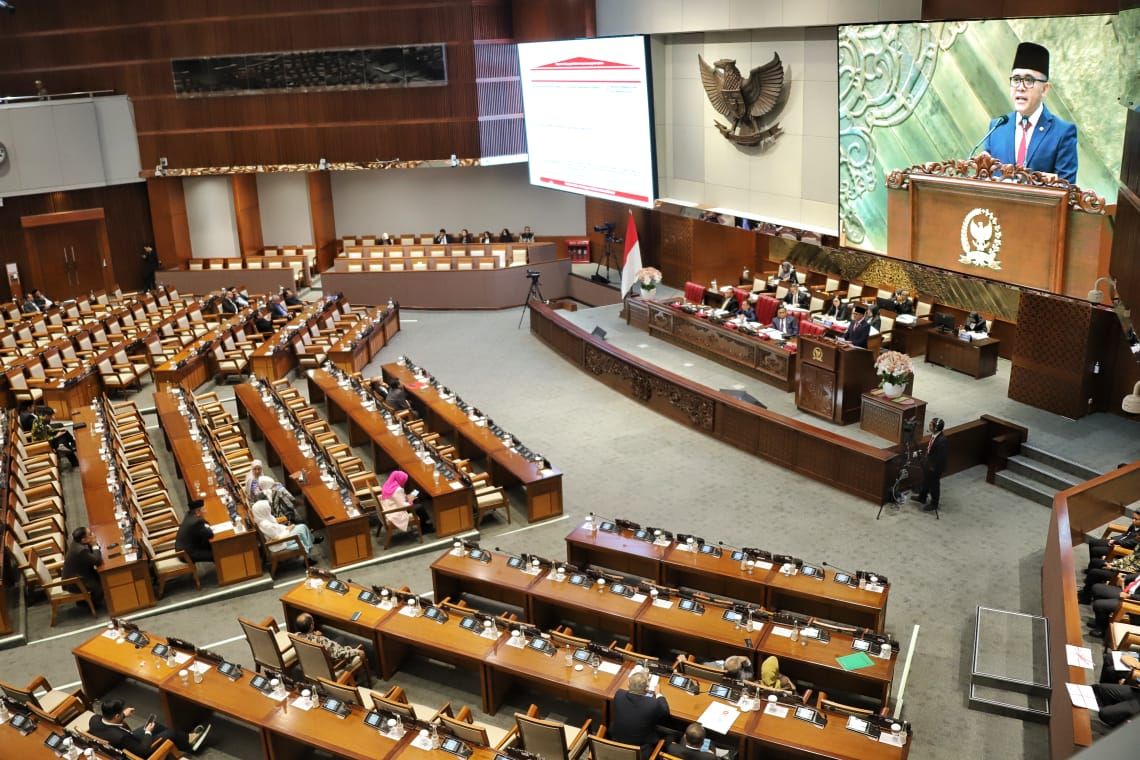 Ambang Batas Parlemen Disoal, Begini Tanggapan Komisi II DPR