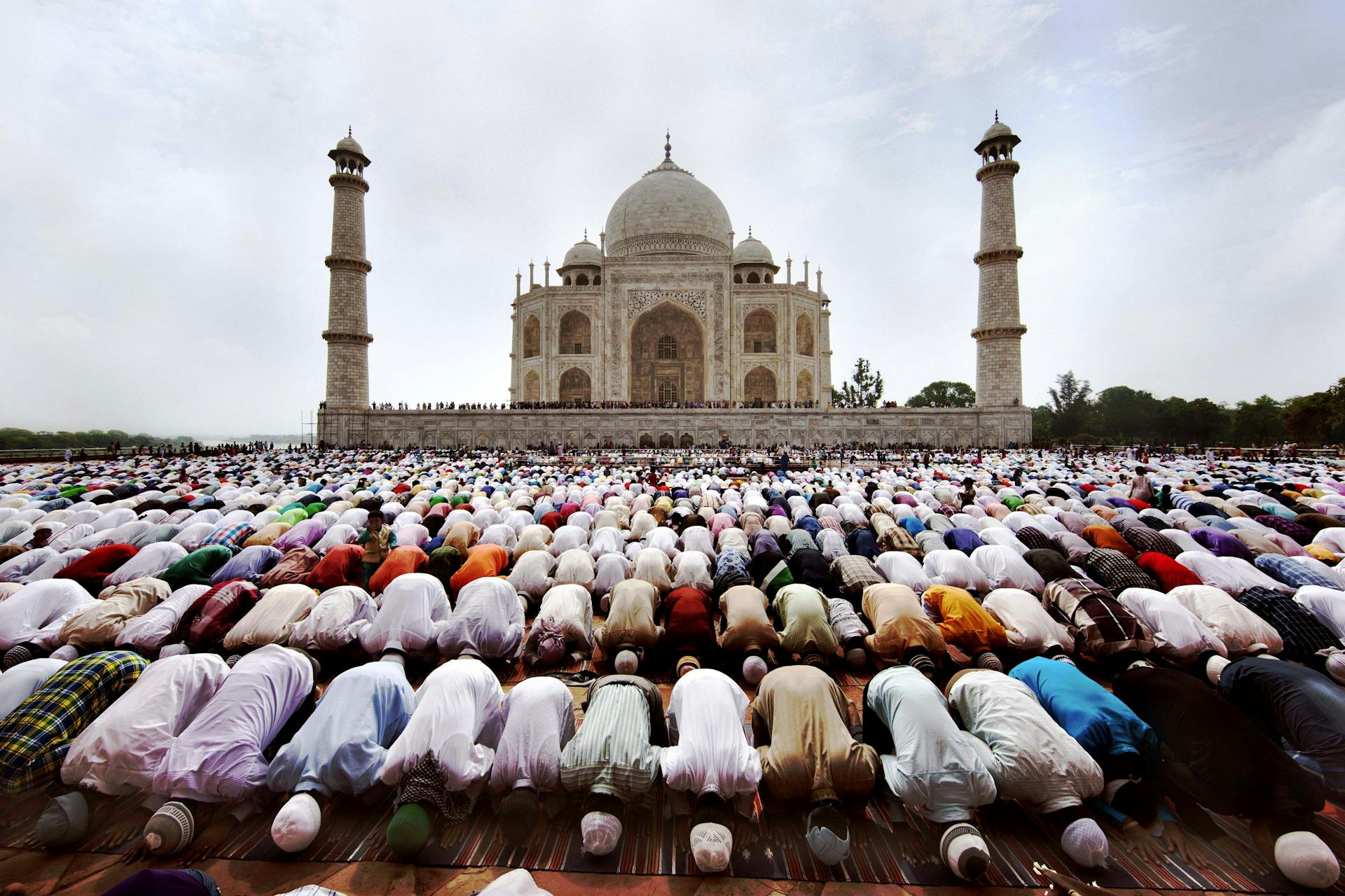 Mengapa Muslim di Indonesia Tak Selalu Merayakan Idulfitri di Hari yang Sama