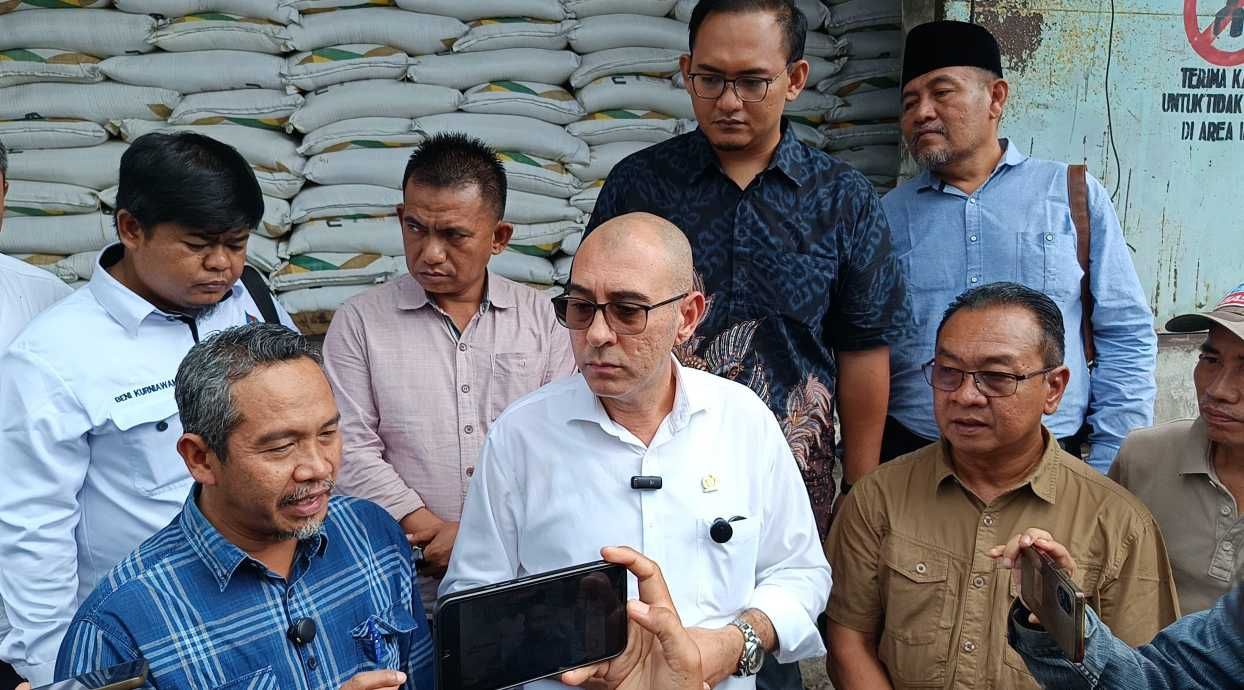 Saat Gula Impor Banjiri Pasar, Pabrik Gula Lokal Kesulitan Menjual Produksinya