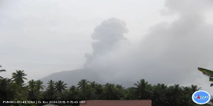 Gunung Ibu Meletus, Masyarakat Diimbau Waspada
