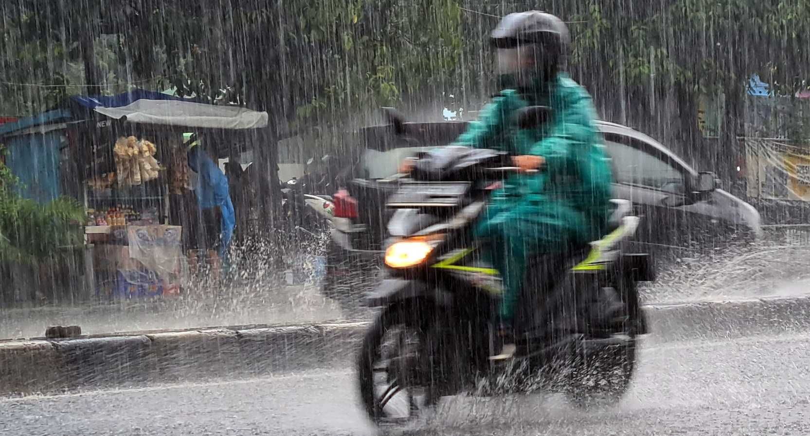 Cuaca Hari Ini: Sejumlah Wilayah Berpotensi Hujan Sangat Lebat, Termasuk Jawa Tengah
