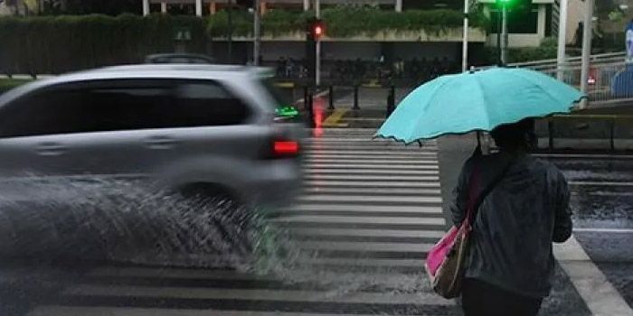 Cuaca Hari Ini: Siap Payung, Sebagian Wilayah Jakarta Berpeluang Hujan Pagi Hingga Malam