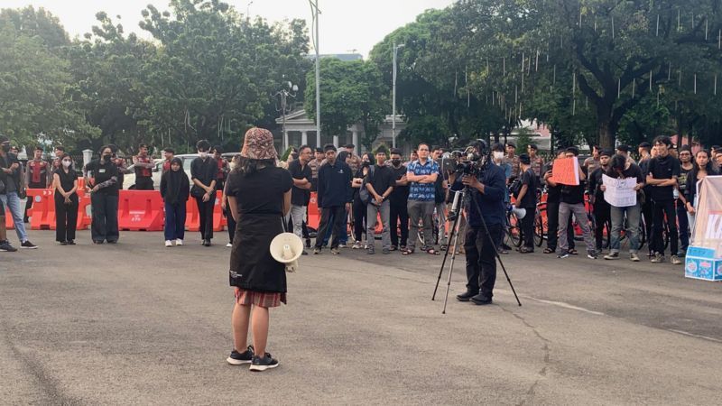 Mengenang 25 Tahun Tragedi Mei 98