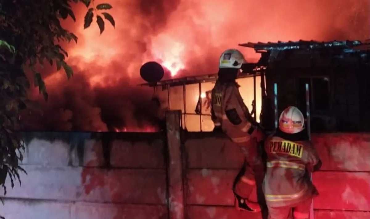 Kebakaran Landa Pemukiman Padat di Kemayoran, Jakarta Pusat, 11 RT Terdampak