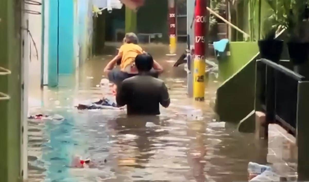 Normalisasi Kali Ciliwung Belum Maksimal, Kawasan Kebon Pala Kembali Dilanda Banjir