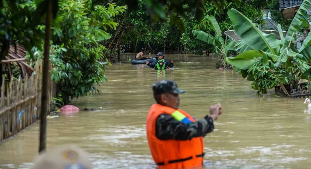 Cuaca Ekstrem Picu Banjir dan Tanah Longsor di Sejumlah Daerah