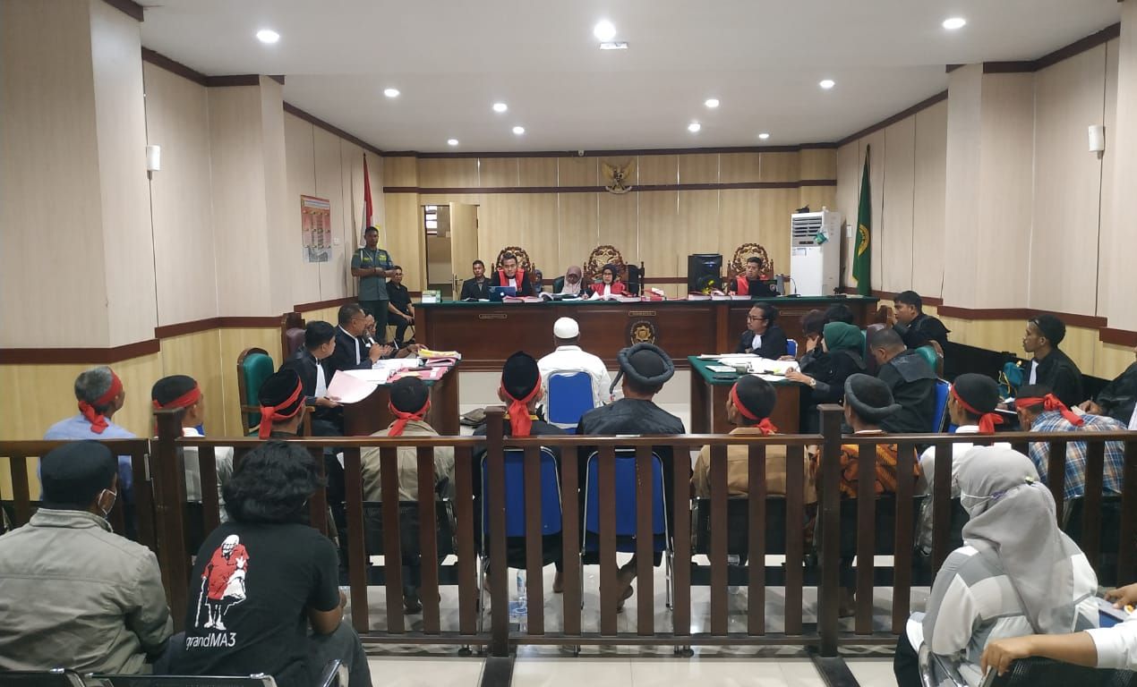 11 Warga Dibui Karena Pertahankan Tanah Leluhur, DPR: Jangan Kriminalisasi Masyarakat yang Bela Hak Adat!