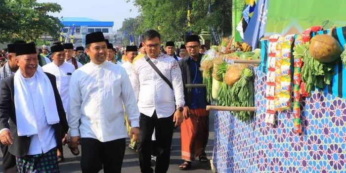 Ngarak Perahu Maulid Meriahkan Maulid Nabi di Tangerang