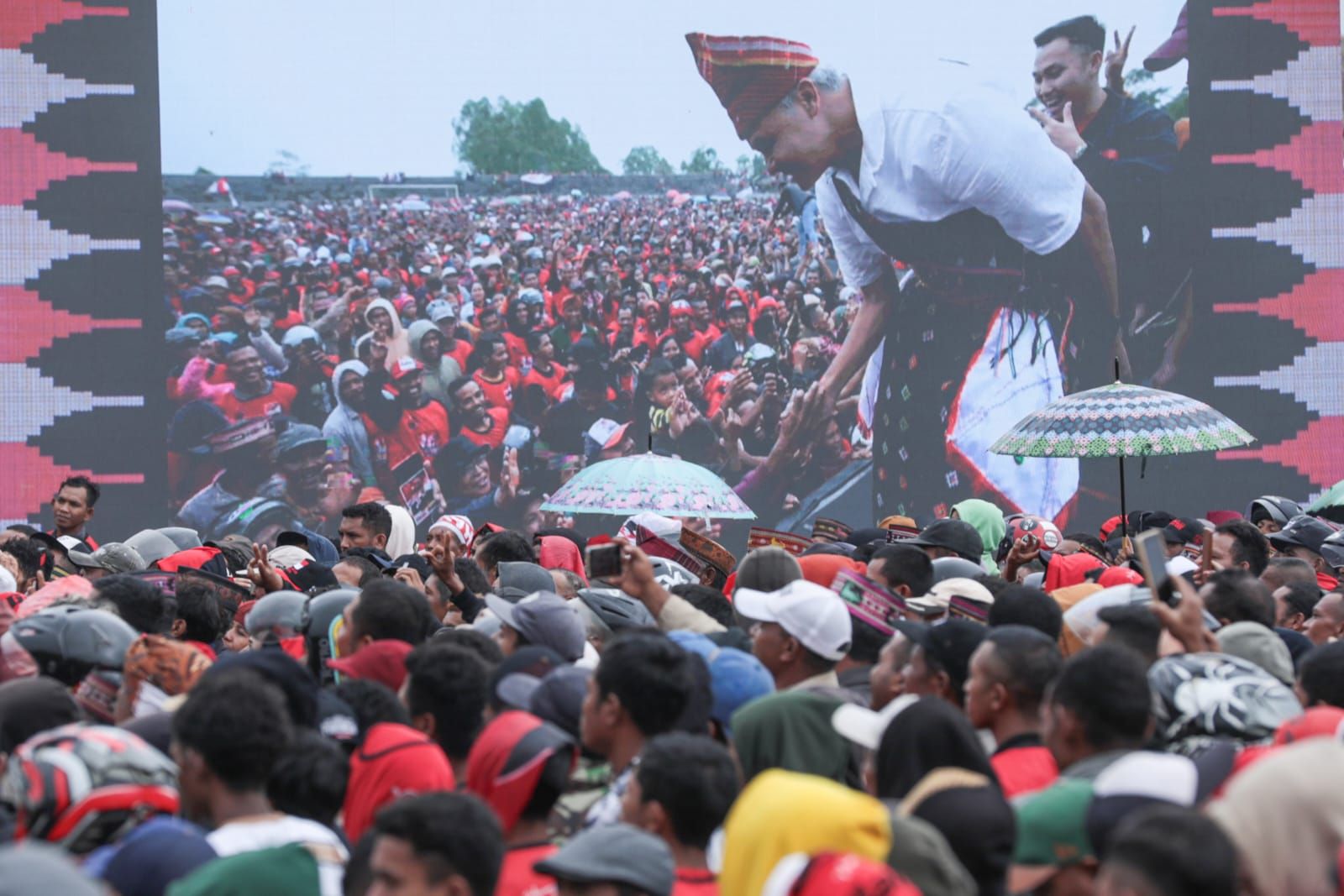 Ganjar Ajak Pendukungnya Tempatkan Etika di Atas Politik dan Moral