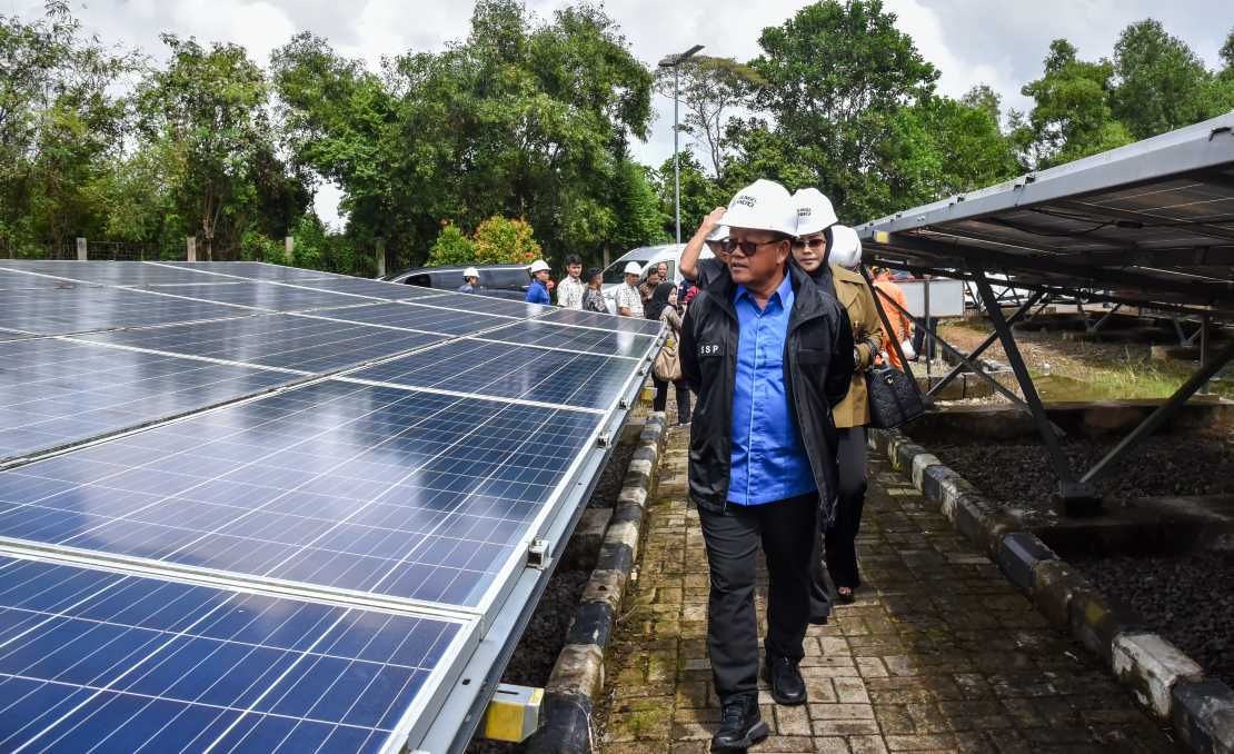 Transisi Energi: Komisi XII DPR Dorong Pengembangan Ekosistem Energi Surya