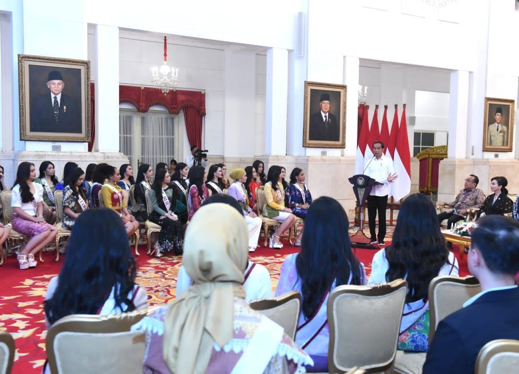 Di Depan Finalis Puteri Indonesia 2023, Jokowi Ingatkan Pentingnya Bersiap Hadapi Bonus Demografi