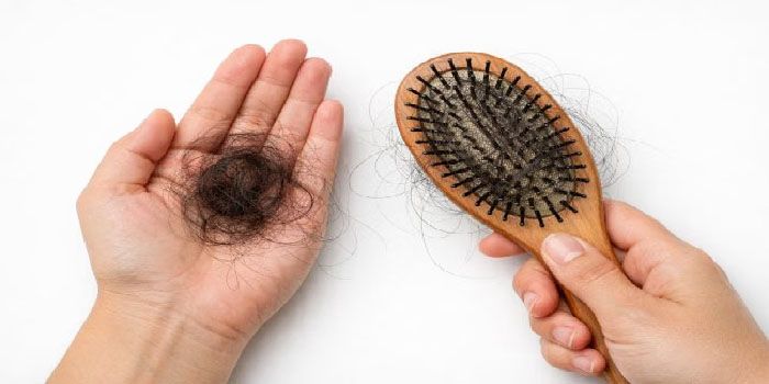Stres Diam-Diam Mengancam Rambut, Kerontokan di Usia Muda Makin Banyak Terjadi