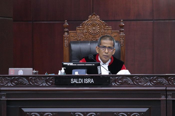 Majelis Kehormatan MK Perintahkan Saldi Isra Pimpin Pemilihan Ketua MK