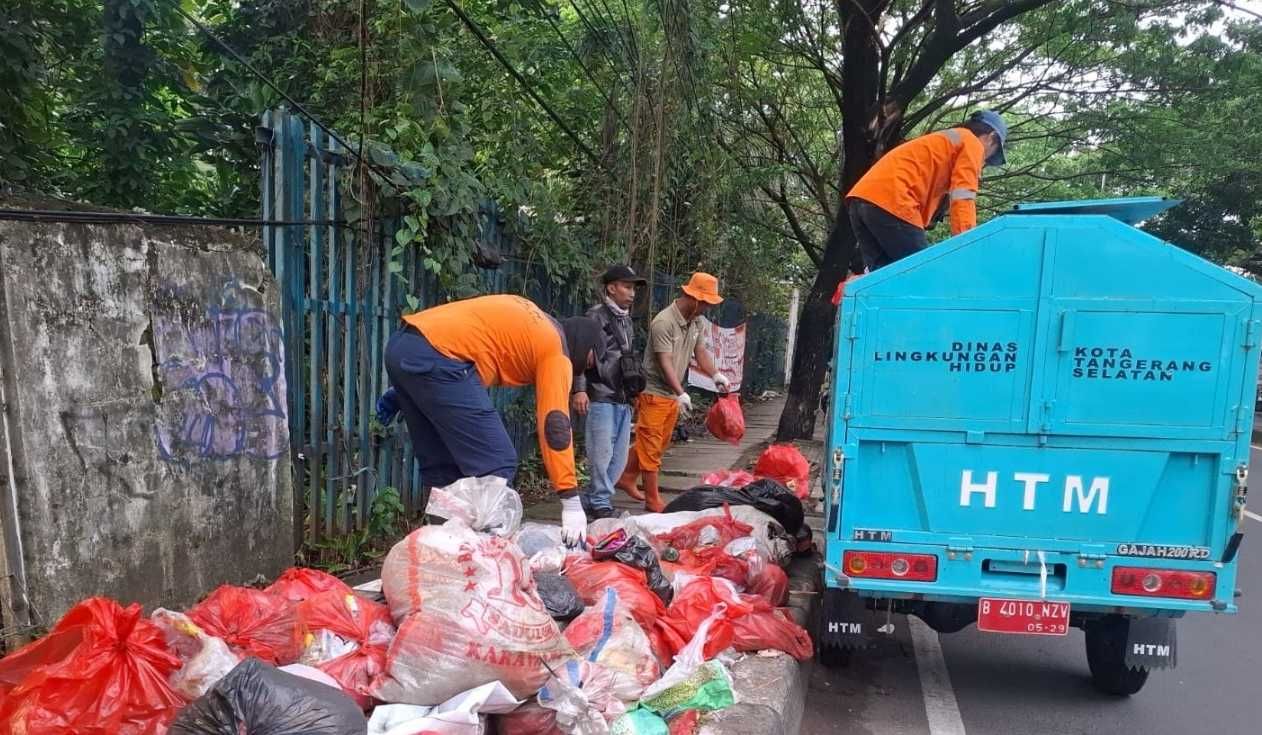 Penanganan Darurat Sampah di Tangerang Selatan Tak Boleh Berhenti di Pembukaan Kembali TPA Cipeucang
