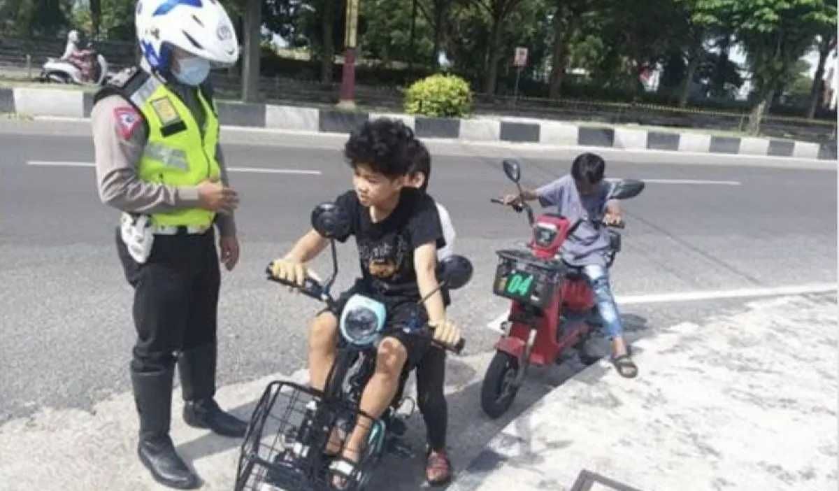 Amankah Penggunaan Sepeda Listrik sebagai Alat Transportasi ke Sekolah?