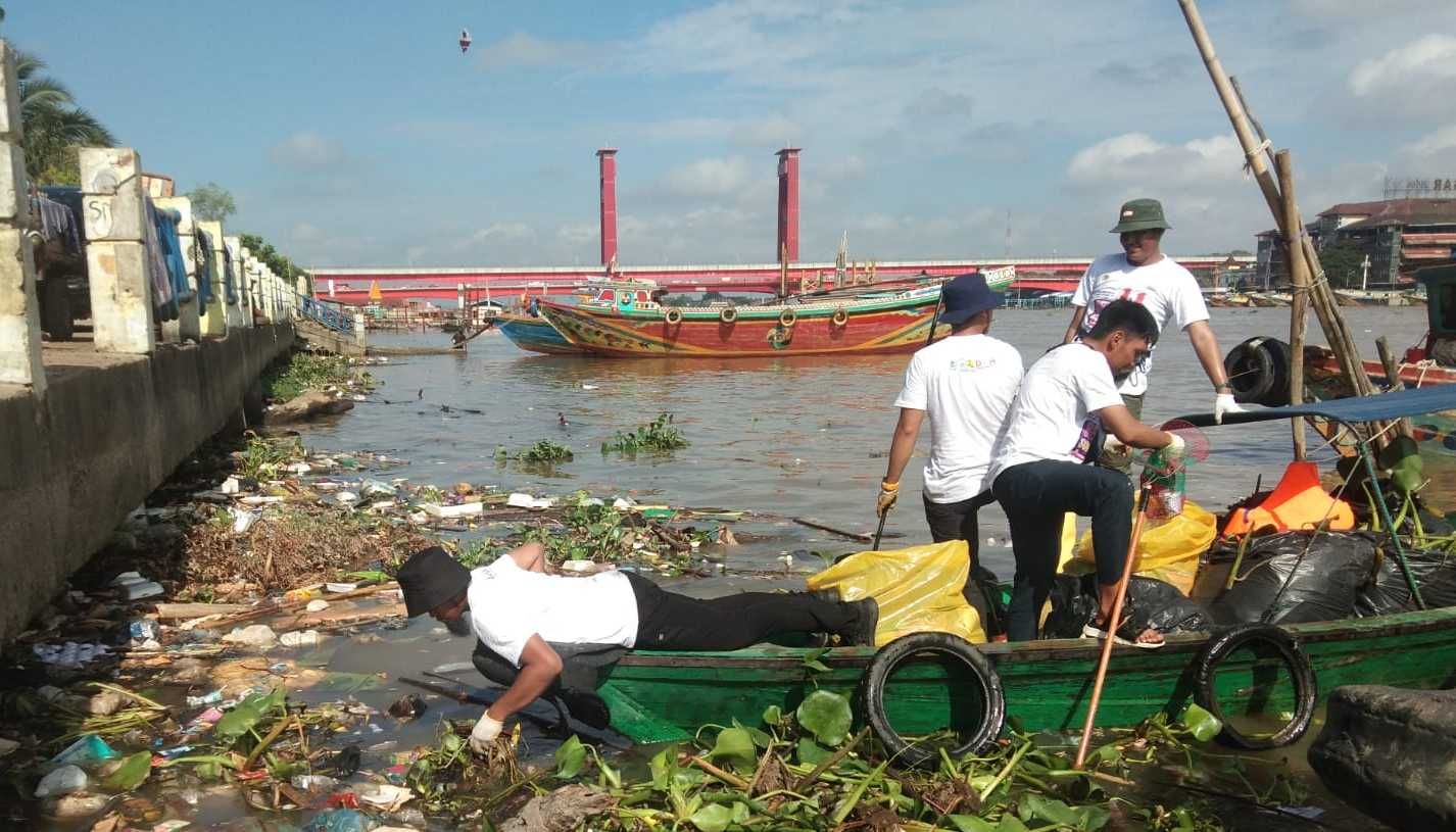 Kementerian Lingkungan Hidup Gandeng TNI Untuk Tangani Sampah di Daerah Aliran Sungai yang Kritis