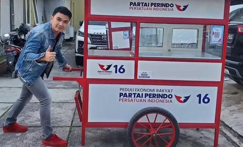 Sirkus Media Aldi Taher: Praktik Politik Tontonan untuk Raup Suara